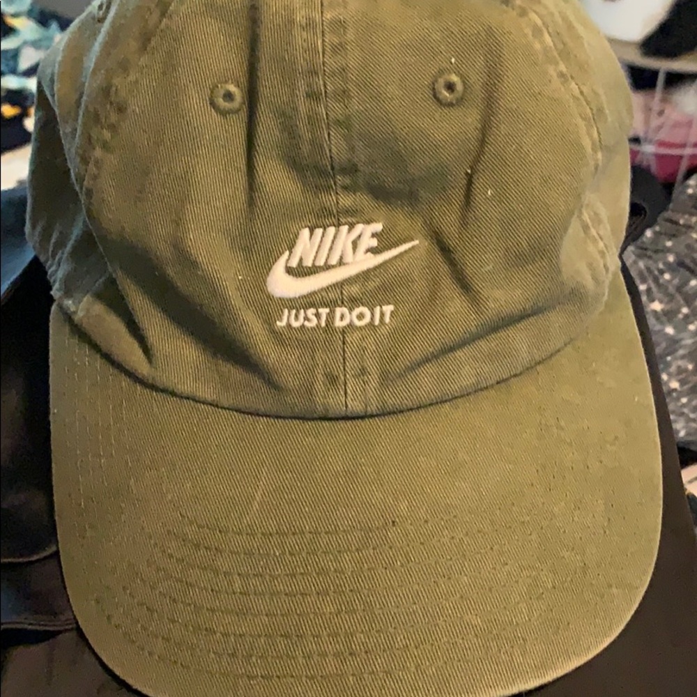 Nike women’s hat
